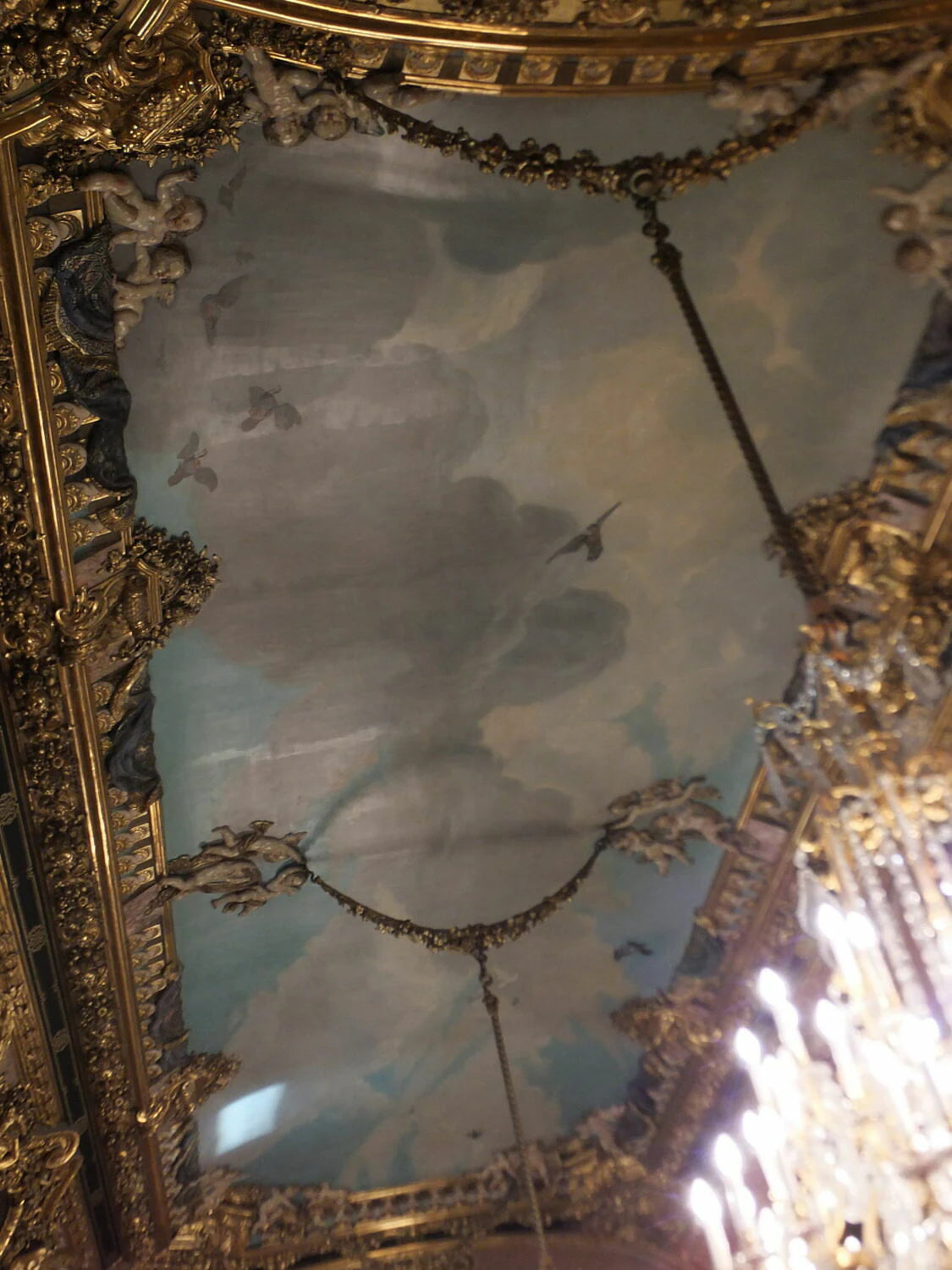 Plafond : ciel avec vol d'oiseaux - Eugène Appert