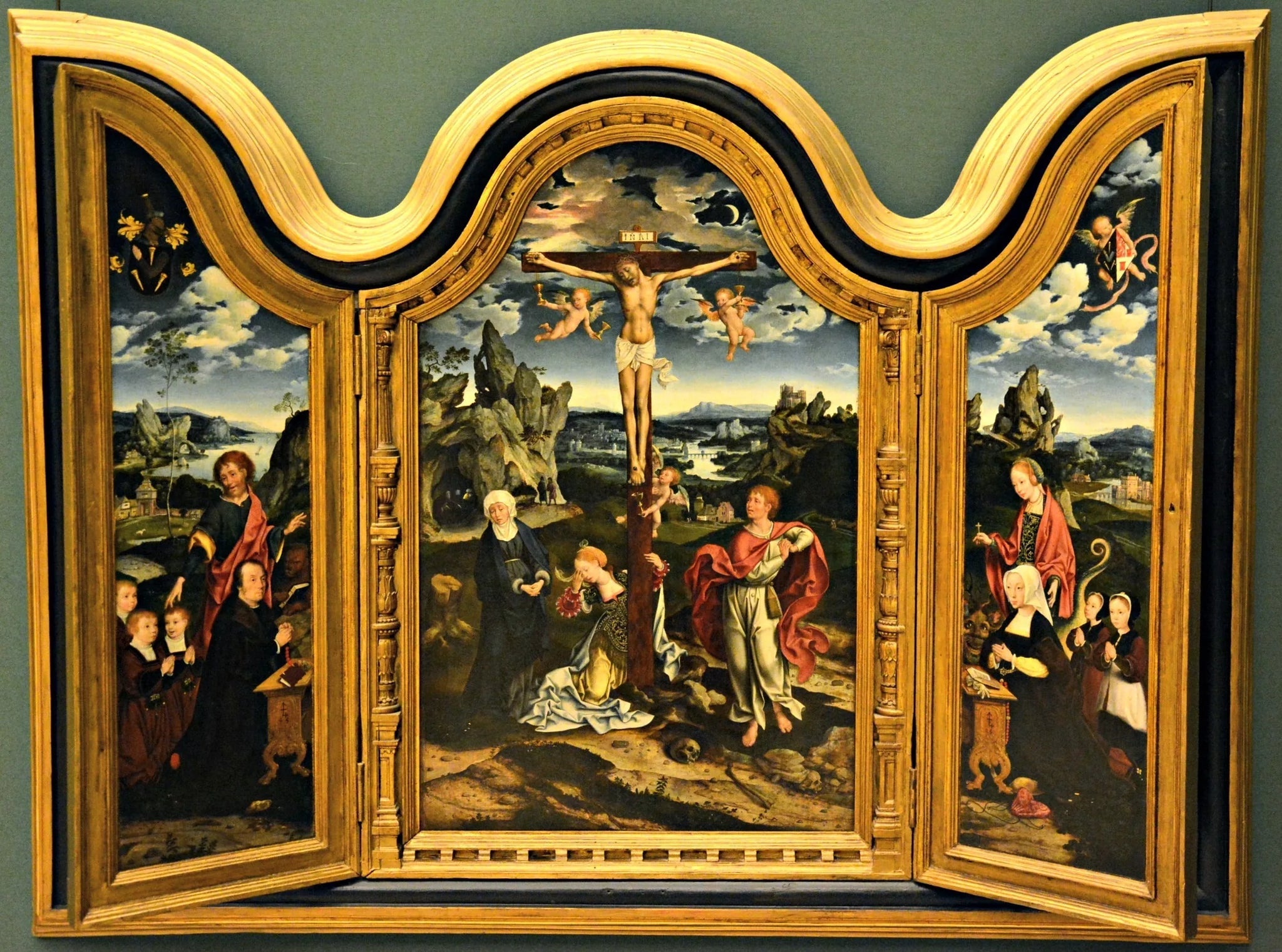 Triptych of the Crucifixion - Joos van Cleve image 1 tableau peint à l’huile sur toile