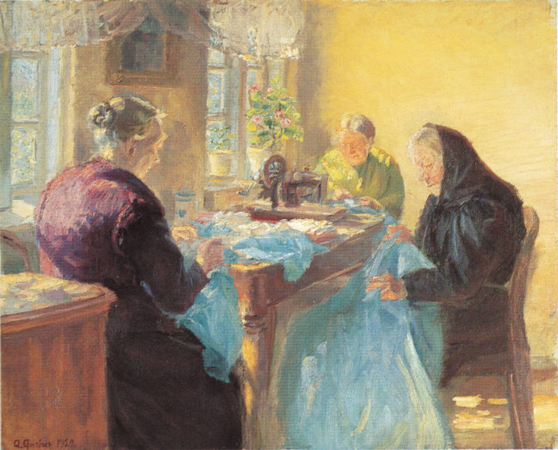 Tre anziane signore stanno cucendo un vestito blu per un ballo in maschera. - Anna Ancher