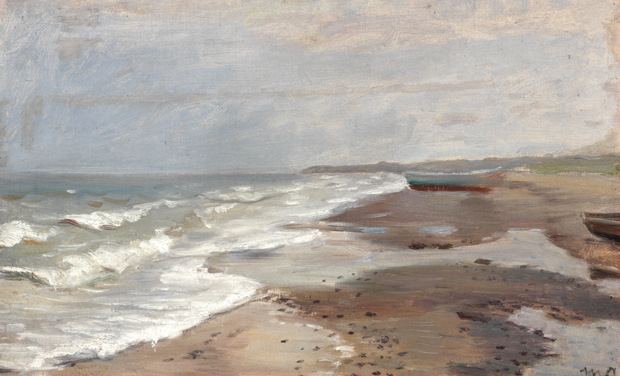 Vista costiera dalla spiaggia di Skagen con barche da pesca sulla riva. - Michael Peter Ancher